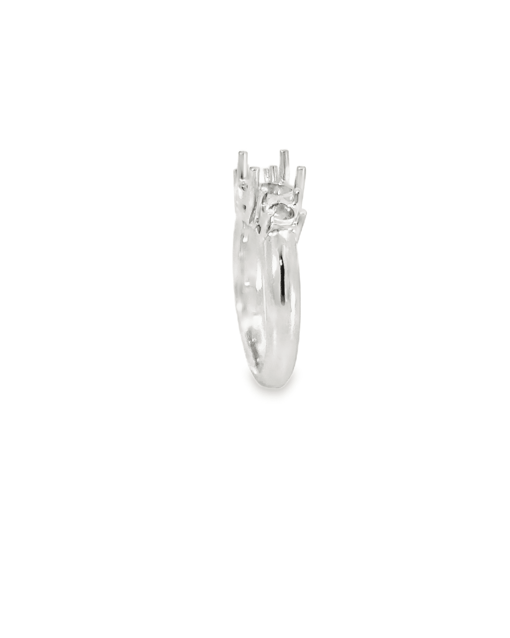18K White Gold Setting - Chau Long Fine Jewelry